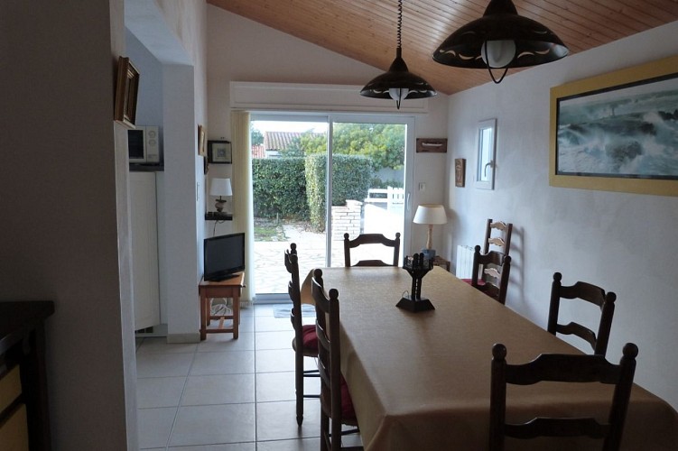 MAISON DE VACANCES À 300M DE LA PLAGE DU MIDI À BARBÂTRE SUR L'ILE DE NOIRMOUTIER