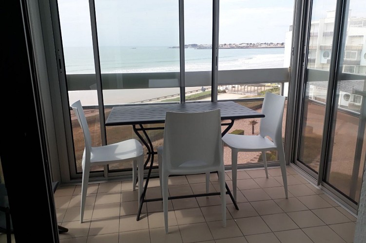 APPARTEMENT AVEC VUE IMPRENABLE GRANDE PLAGE À SAINT GILLES CROIX DE VIE