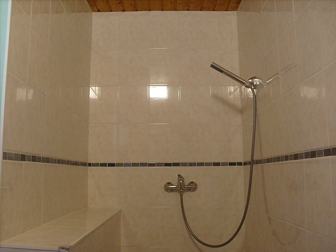 MEUBLÉ "LES CÈDRES"