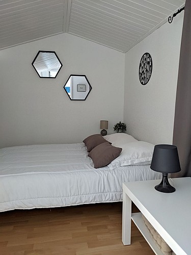 Maison très confortable, rénovée en 2019 dans résidence familiale