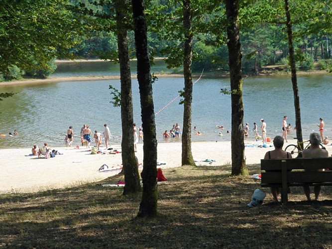 Lac de la Triouzoune - côté Liginiac_2