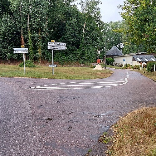 Retour sur le village de Gonzeville depuis Fultot