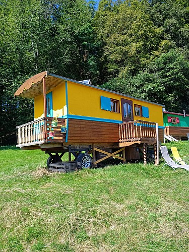 Roulotte jaune familiale 5 personnes