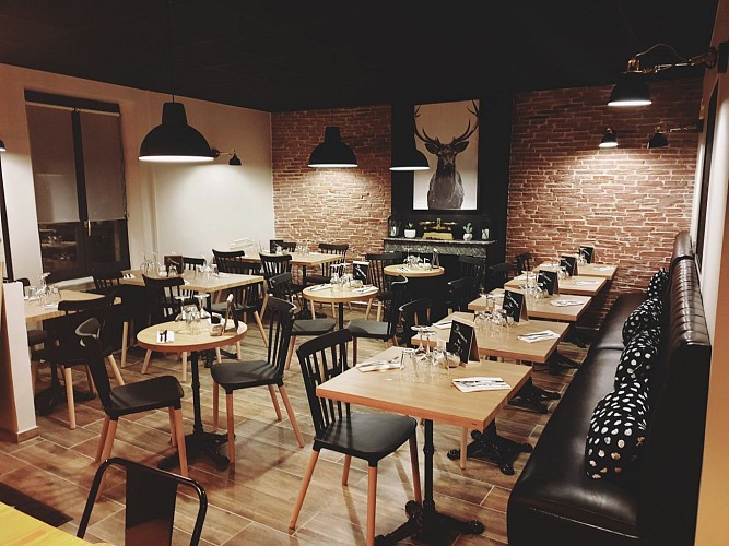 FOTOR_156564806709293