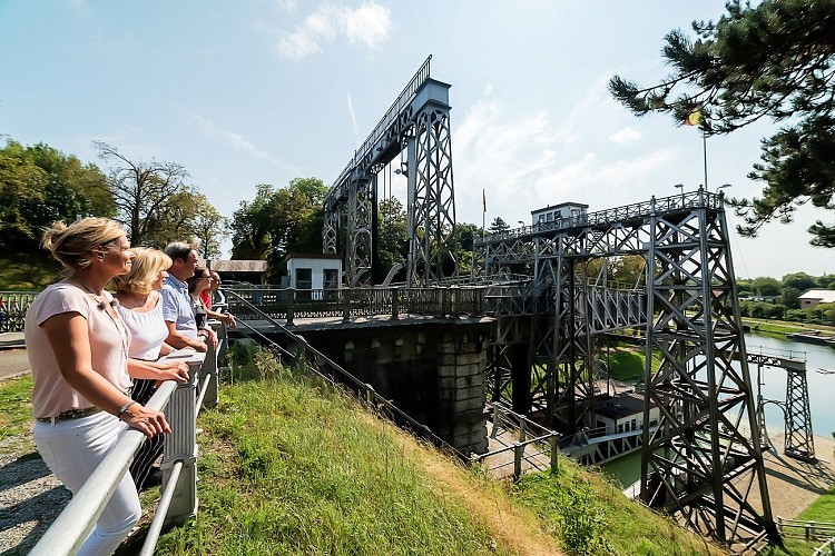 Ascenseur_N1_et_Cantine_des_italiens©Utopix_Hyacinthe_041