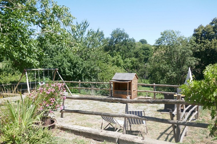 GÎTE "LE PETIT BALED" À LA FERME DANS LE BOCAGE VENDÉEN