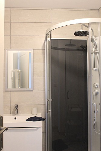 GÎTE LOU - LE CLOS DES IRIS