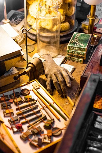 Musée de boutiques anciennes_La Chartre sur le Loir