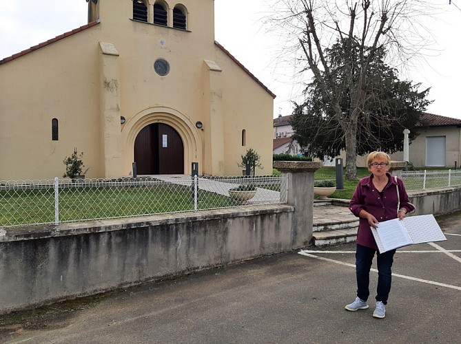 Rosa Greeter présente l'église Lahosse