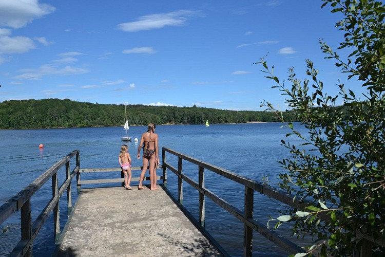 Lake of Triouzoune - Neuvic side