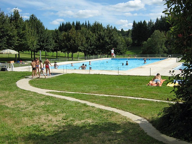 Piscine municipale d'été de Saint-Martial de Gimel_2