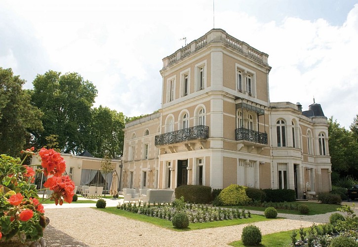 Château du Clos de la Ribaudière