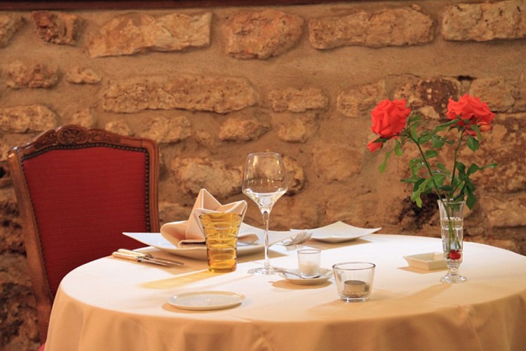 Hôtel Le Château de Périgny_9