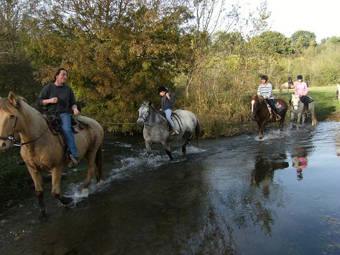 Relais équestre de Villenon