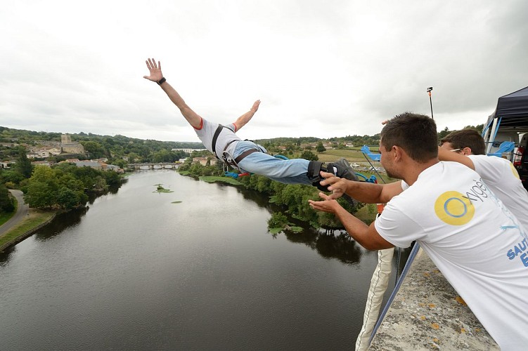 Saut élastique - LV L'IJ - 2017 - ©Momentum Productions Mickaël Planes (17).JPG_3
