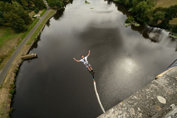 Saut élastique - LV L'IJ - 2017 - ©Momentum Productions Mickaël Planes (32).JPG_7