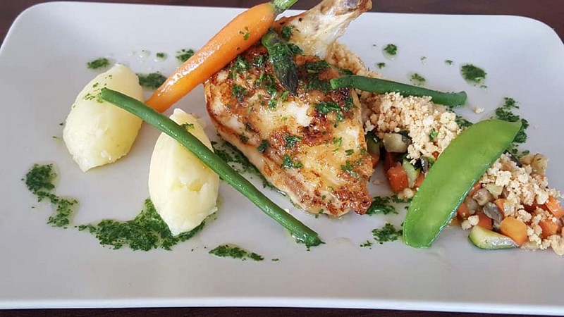 241559103_123671003347375_7597341855117226267_n