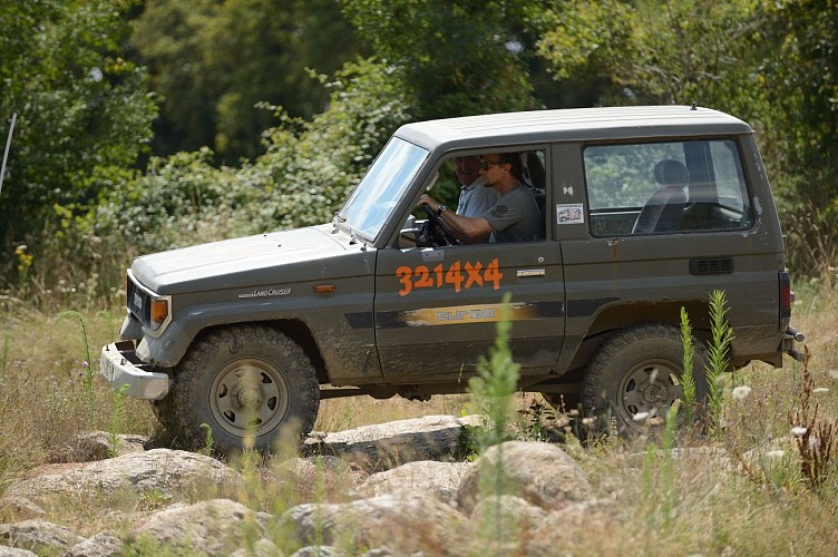 Ecole de pilotage 321 4X4