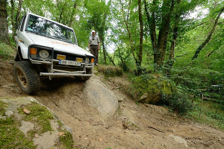 Ecole de pilotage 321 4X4