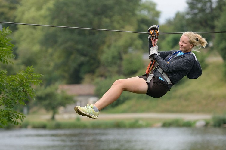 Tyrolienne - Le Vigeant L'Isle Jourdain - 2017 - ©Momentum Productions Mickaël Planes (84).JPG_9
