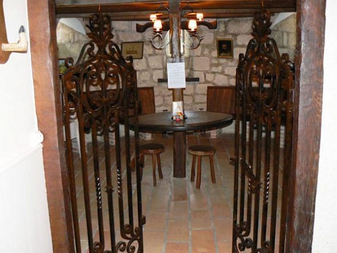 Le Prieuré XIe siècle_7