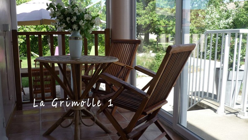 Veranda gîtes de la Grimolle à Valence en Poitou