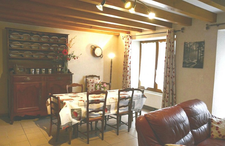 salle a manger availles.JPG_2