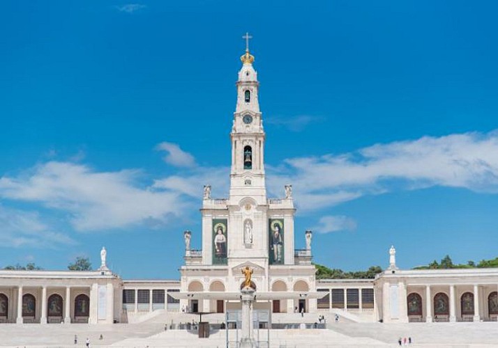 Geführte Besichtigung von Fatima und Coimbra - Abfahrt/ Ankunft am Hotel