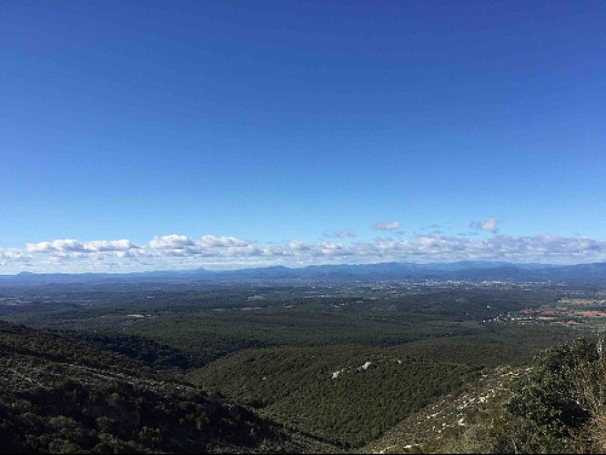 Vue imprenable sur la plaine du gardon et les Cévennes en fond