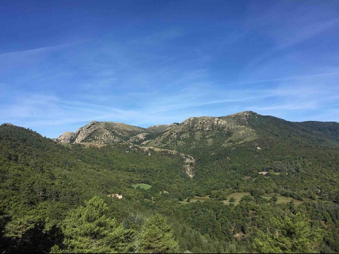 Vue sur le Serre de Vergeirouse