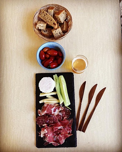 la muse broc planche charcuterie