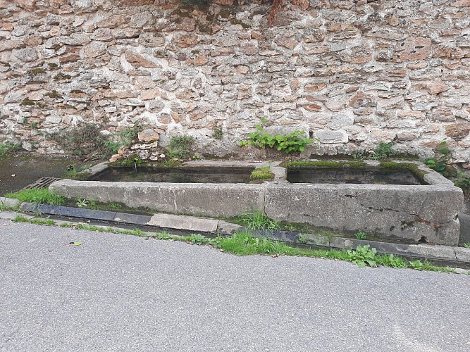 Fontaine de Barneau et Abreuvoir