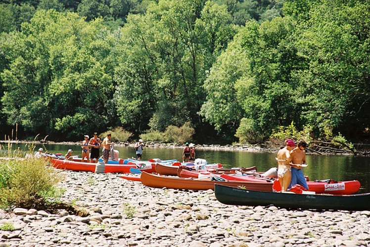 Canoe Saga Team Dordogne