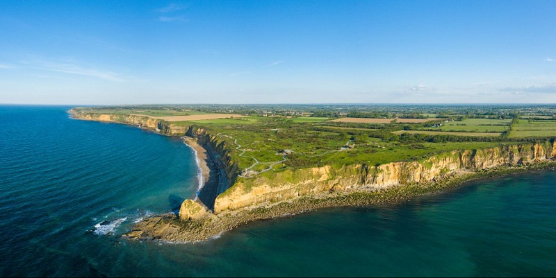 pointe_du_hoc_istock.com_florent_martin