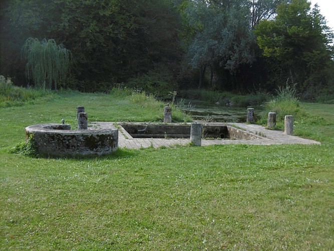 Fontaine de Cierge.