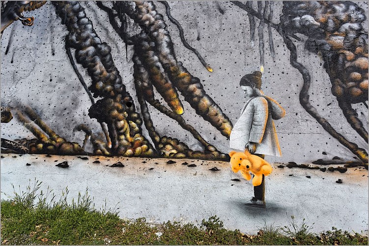 Fresco: Oorlogsdierentuin