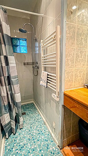 3-people apartment