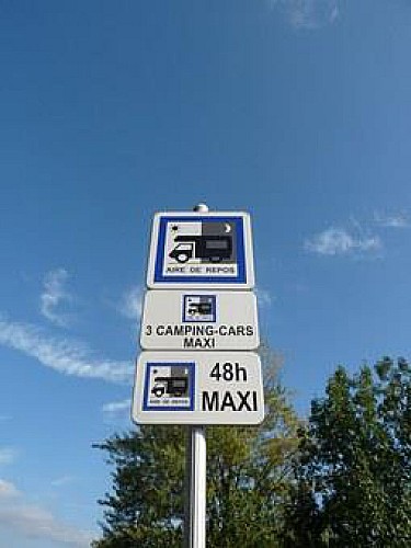 CAMPING-CAR PARKING AREA IN SAINT-MAURICE-SUR-MOSELLE