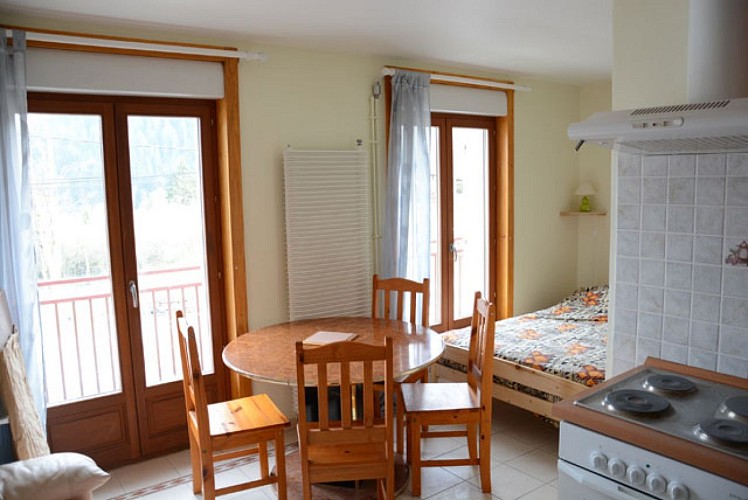 2 people studio -  GV021/S092A