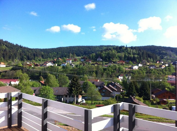 Adjoining chalet sleeps 6