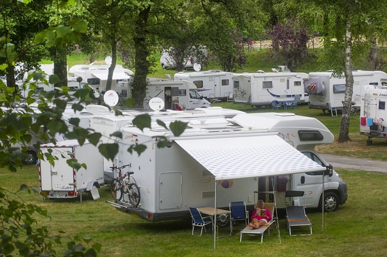 Aire d'accueil camping-car d'Auphelle