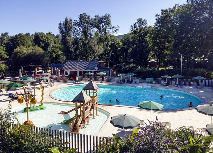 Campinganlage « Huttopia Beaulieu sur Dordogne »