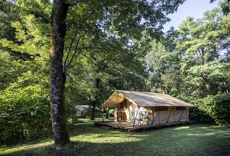 Campinganlage « Huttopia Beaulieu sur Dordogne »