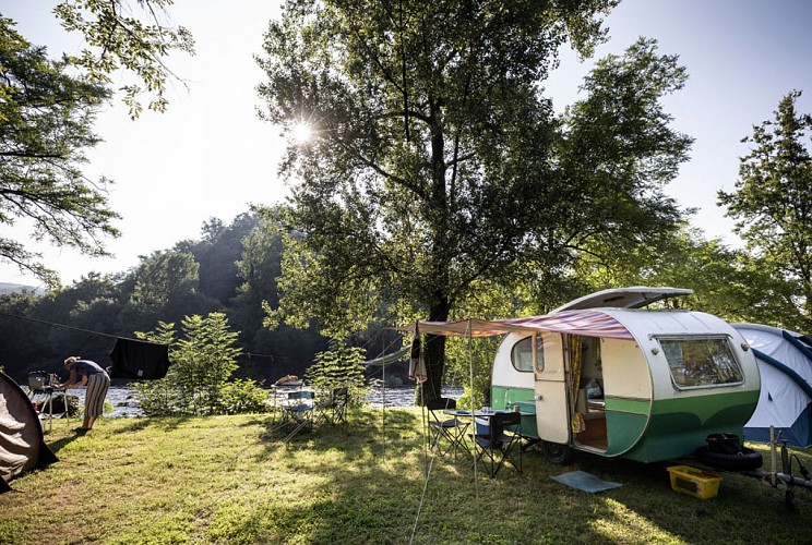 Campinganlage « Huttopia Beaulieu sur Dordogne »