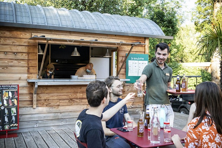 Campinganlage « Huttopia Beaulieu sur Dordogne »