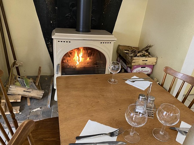 Salle Relais du Doustre_2