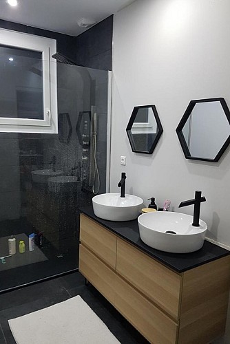 BELLE MAISON POUR 10 PERSONNES AVEC PISCINE PRIVÉE À SAINT-BRÉVIN-LES-PINS - LOIRE ATLANTIQUE