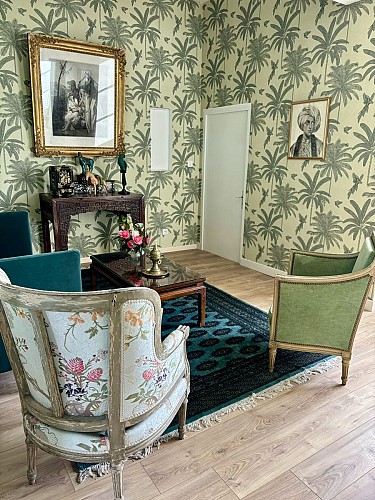 LE GÎTE EXOTIQUE AU CHÂTEAU DE LA PERVENCHÈRE