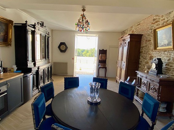 LE GÎTE ROMANTIQUE AU CHÂTEAU DE LA PERVENCHÈRE