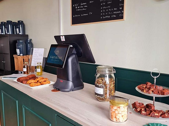 laparthe-salon-de-the-orleans-comptoir